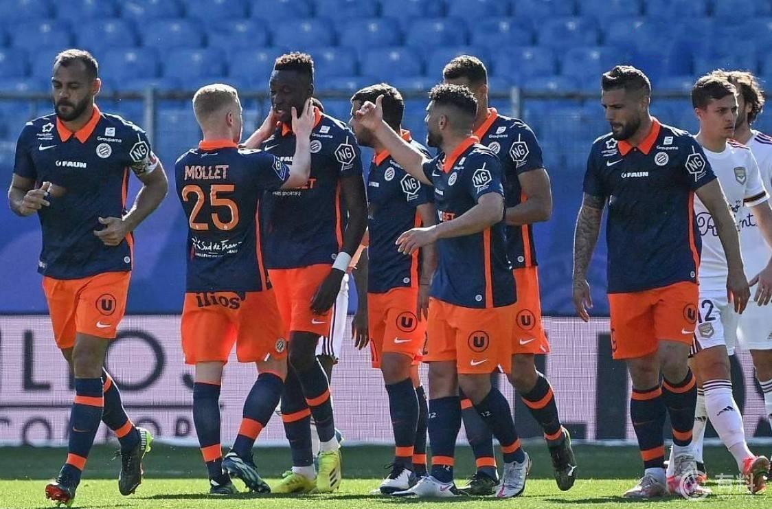 德国队怎么做到2-0零封世界冠军法国？