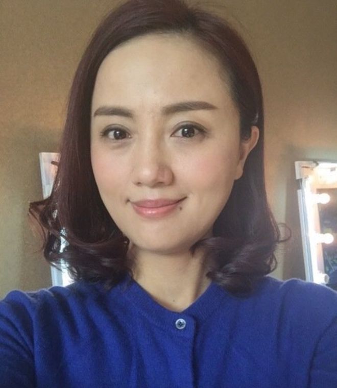 朱媛媛亲属公开大量生活照，家族成员个个颜值高，在片场瘦到脱相