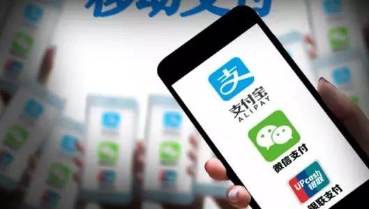 梦见一群人组队？2025年运势解析与破局指南