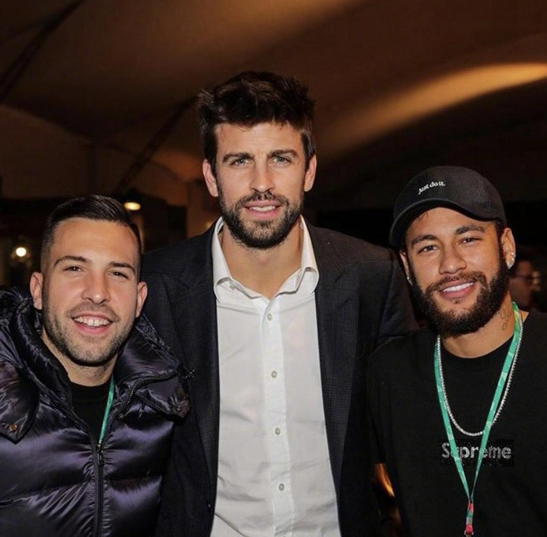 2025年足球赛事直播攻略：热门APP推荐与功能解析