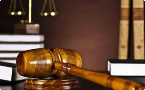 刑事律师免费咨询四川电话：把握第一步的法律自救