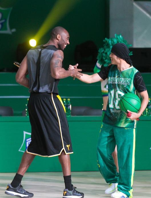 科比和周杰伦到底有什么共同点? 科比和周杰伦到底有什么共同点?