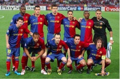 为什么每次曼联打巴萨都像火星撞地球？