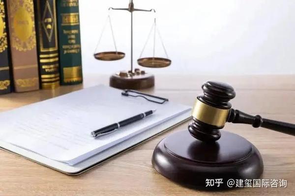 公司律师可以兼任董事吗？任职规则详解