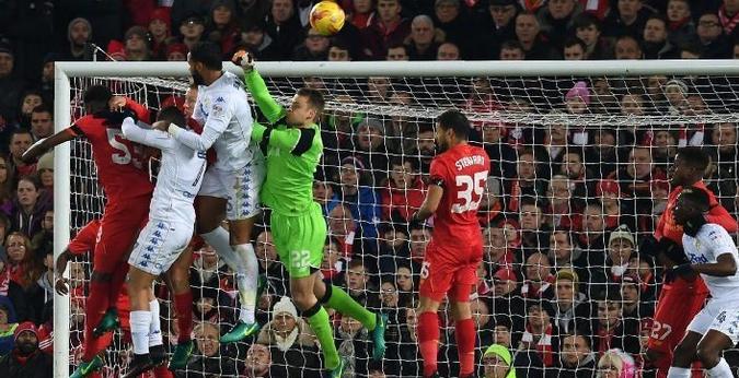 荷兰踢巴西真的每次都爆冷吗？