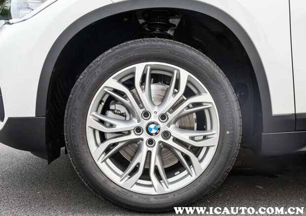 宝马x1轮胎价格多少换一个轮胎多少钱？品牌与更换全解析