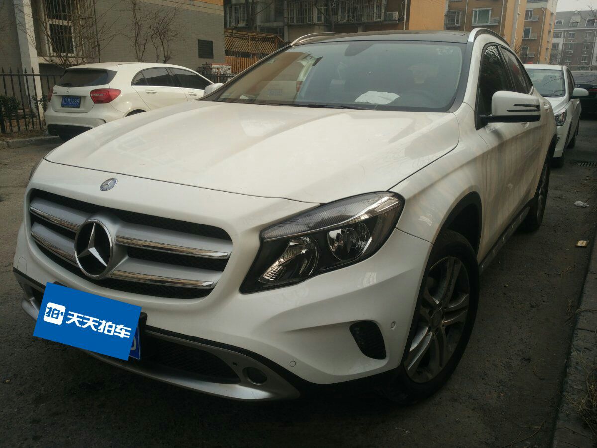 奔驰GLA二手车价格差异 _奔驰gla新款2020年二手_ 不同车龄奔驰GLA卖价对比 