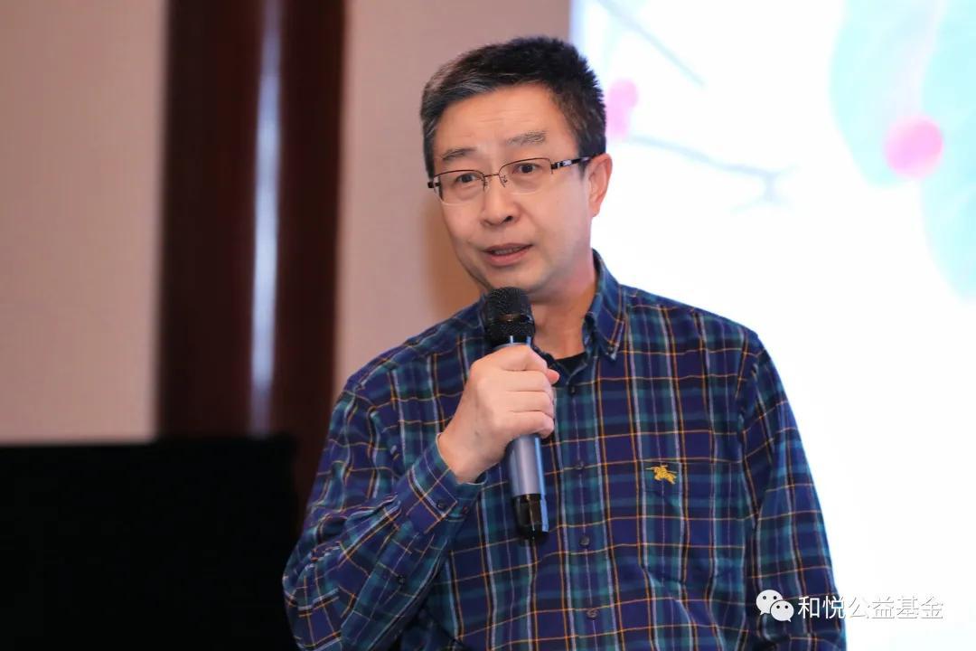 梦见指甲变长预示什么？2025年运势破解3步法