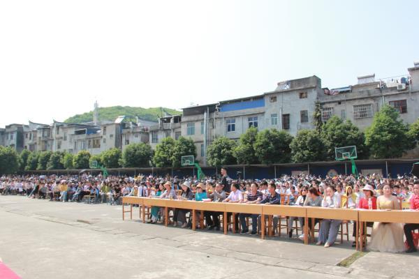 月薪4000的新手能放心买长城炫丽1.3吗？