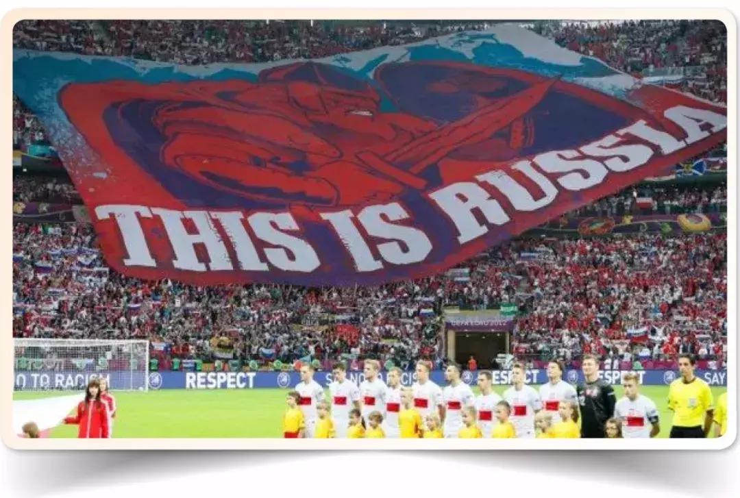 已婚女人梦见和老人说话预示什么？2025年家庭事业双解析