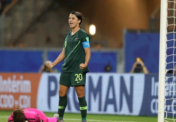 苏格兰队为啥总在世界杯边缘疯狂试探？