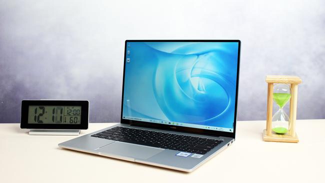 玻璃隔热膜：如何阻挡高温入侵，哪些技术决定隔热效果？