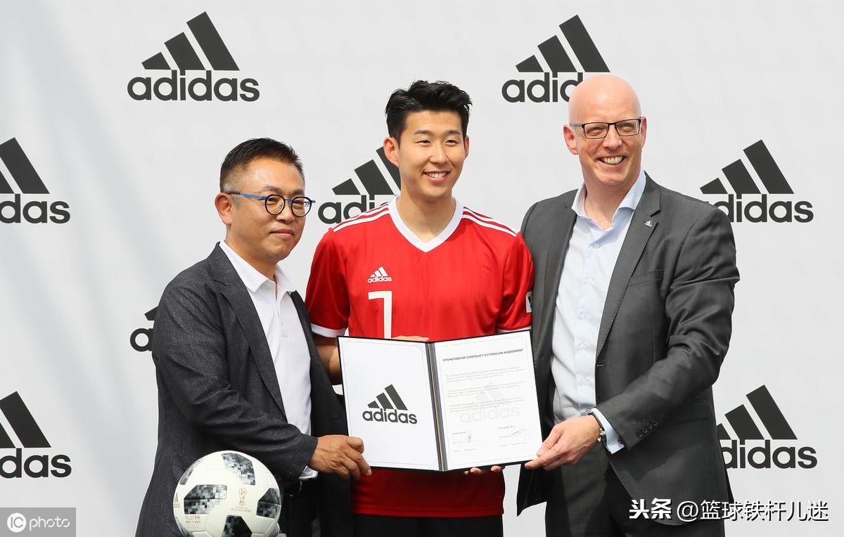 韩国队更衣室打架为啥要全民买单？