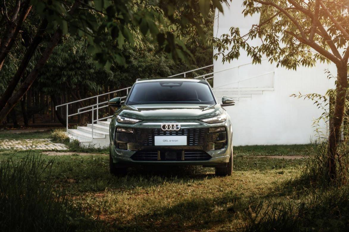 奥迪e-tron发布会：Q6L西部登场，绿色豪华出行新选择