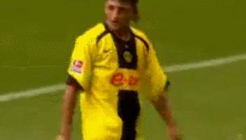 卡恩告别赛究竟有什么魔力让球迷疯狂20年？