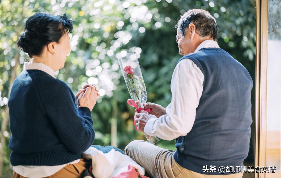 第一次给猫咪接生要注意哪些细节？