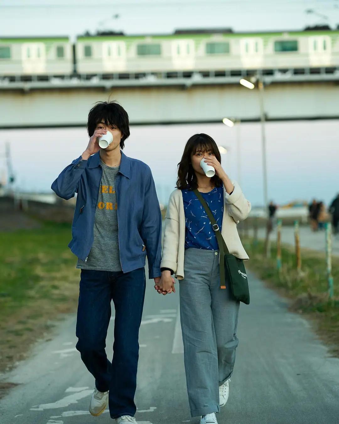 梦见报警警察和稀泥预示什么？2025年解梦指南与3步破局法