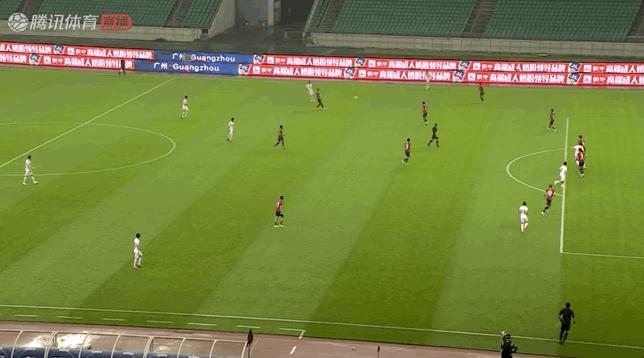 邹正的边路魔法究竟怎么练成的? 邹正的边路魔法究竟怎么练成的?