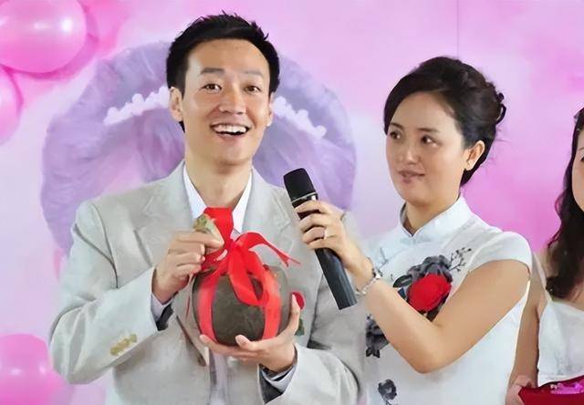 辛柏青属牛朱媛媛属虎_牛虎配的婚姻到底好不好？