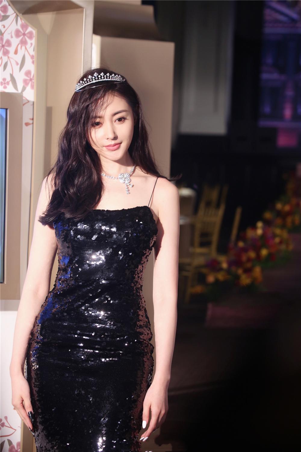 一汽丰田皇冠2.5真的能让新手闭眼入吗？