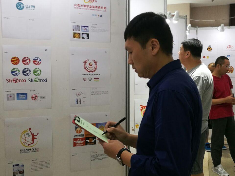 球队标志里到底藏着多少不为人知的秘密？