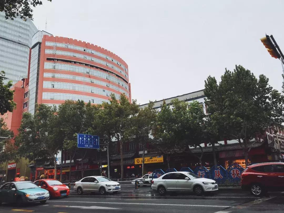 济南哪个旮旯能找到不坑人的算命师傅？