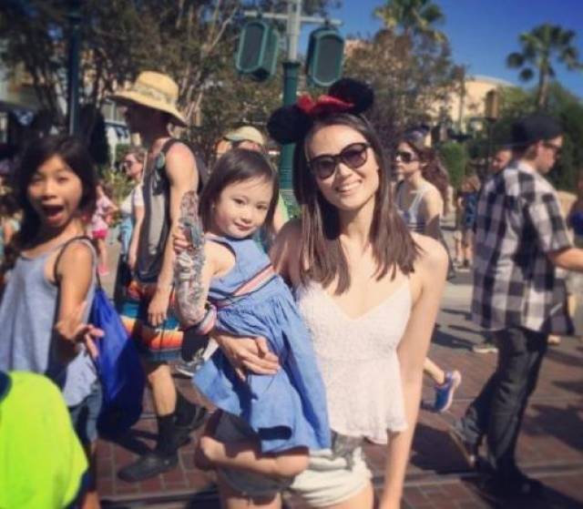 华人论坛为什么要集体扒皮李安琪？