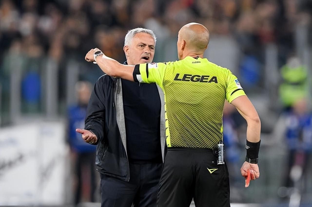 足球史上最 不要脸 的进球到底长啥样？