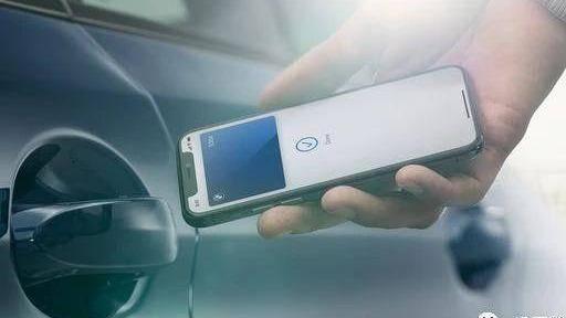 宝马XS：豪华SUV新标杆，为何成为市场焦点，它如何重新定义驾驶体验？