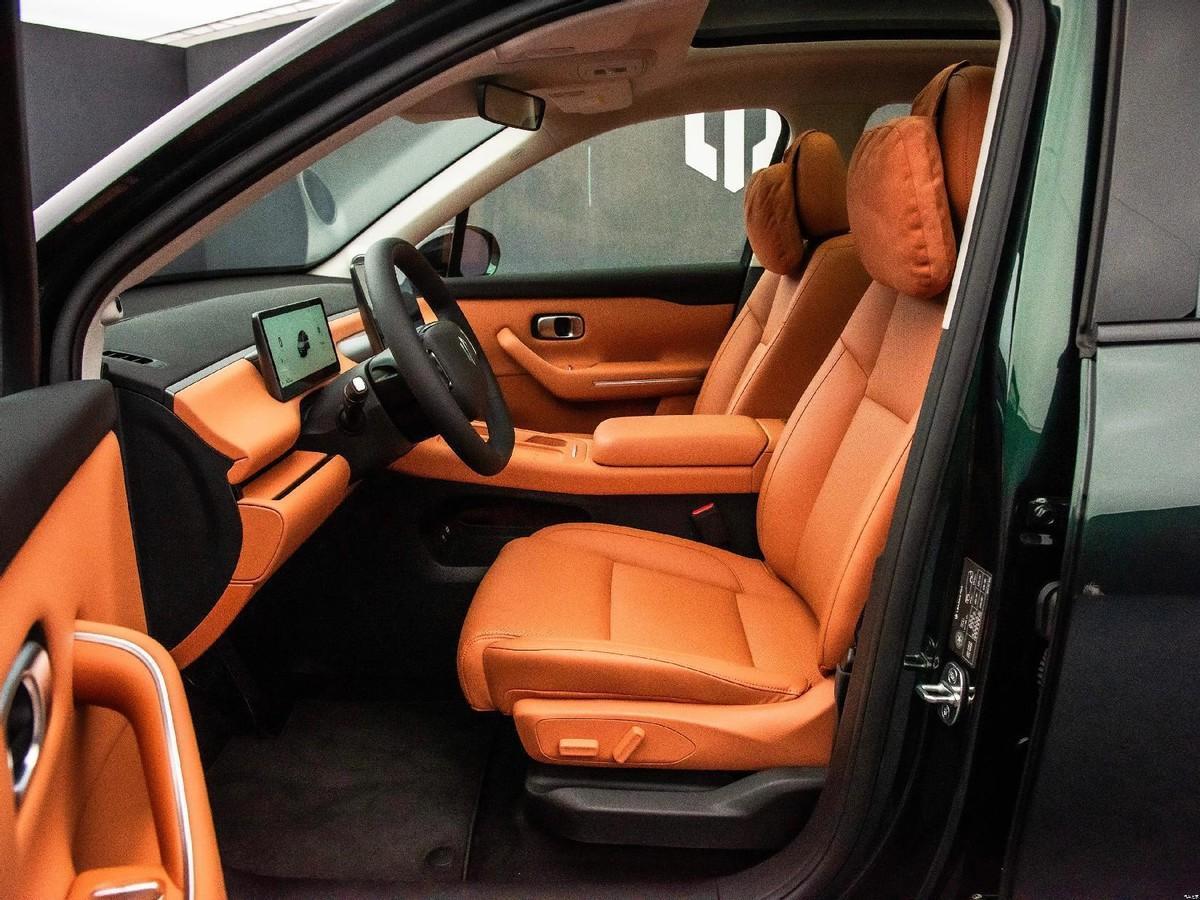 零跑C10纯电究竟值不值得买？新手必看的5大关键问题