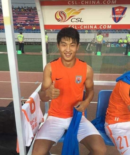 费莱尼加盟鲁能到底值不值? 费莱尼加盟鲁能到底值不值?