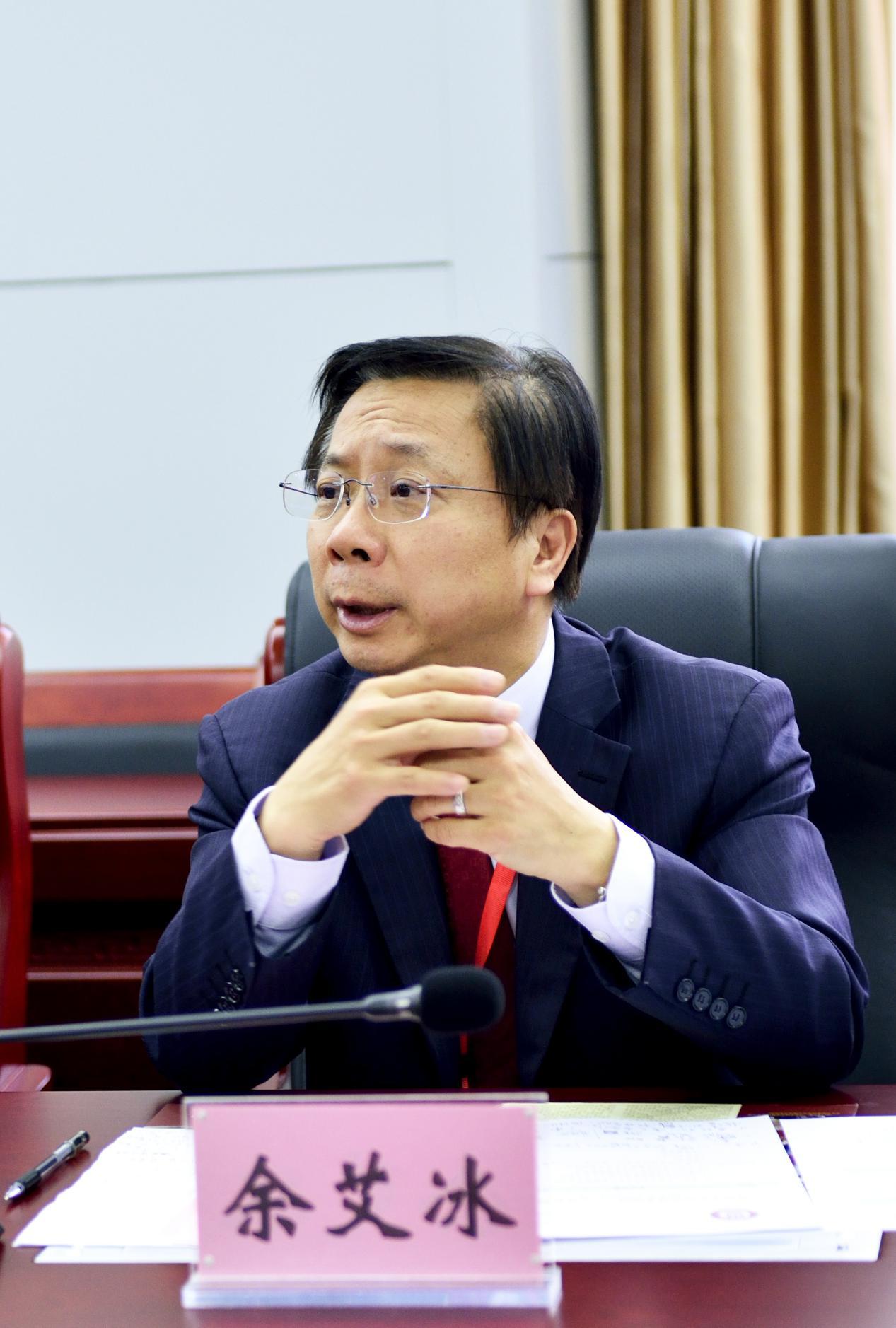 在萨里大学留学，华人论坛到底该怎么用？