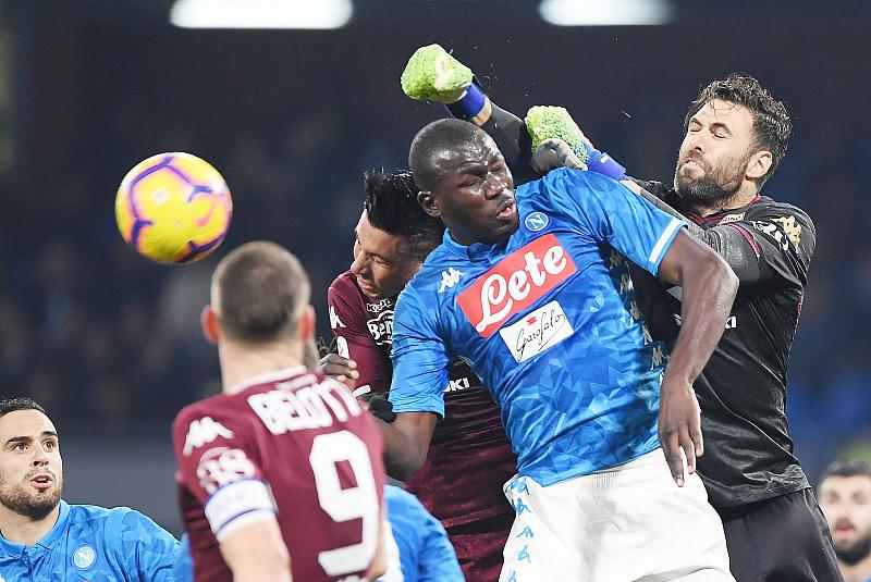 曼城为何愿意花9000万镑买个踢球的? 曼城为何愿意花9000万镑买个踢球的?