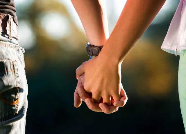 新手怎么在贝美华人论坛写小说才能火？