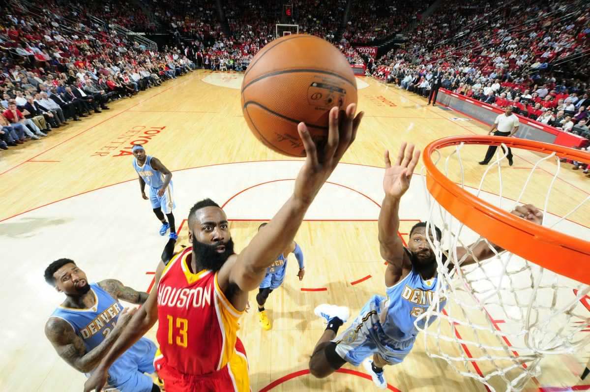 电脑待机时你家猫主子在干啥? 电脑待机时你家猫主子在干啥?