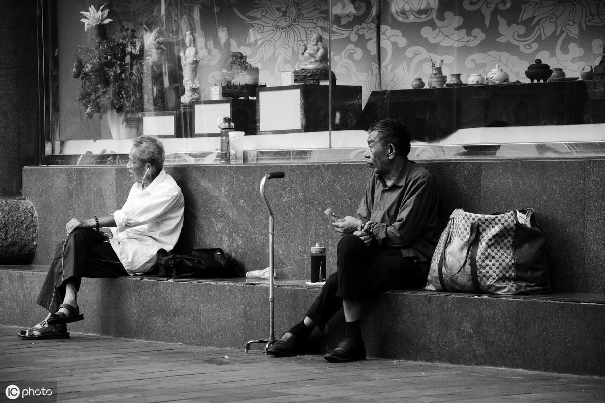 梦见脚踩泥泞走出来了预示什么?2025年运势解析与化解指南 梦见脚踩泥泞走出来了预示什么?2025年运势解析与化解指南