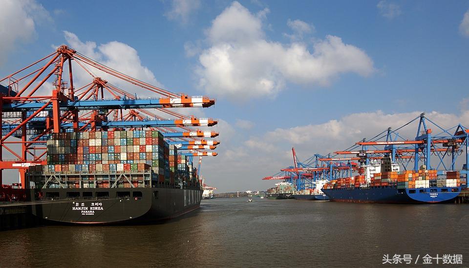 油价暴跌创三十年纪录,市场震荡引发连锁反应,能源格局面临重构 油价暴跌创三十年纪录,市场震荡引发连锁反应,能源格局面临重构