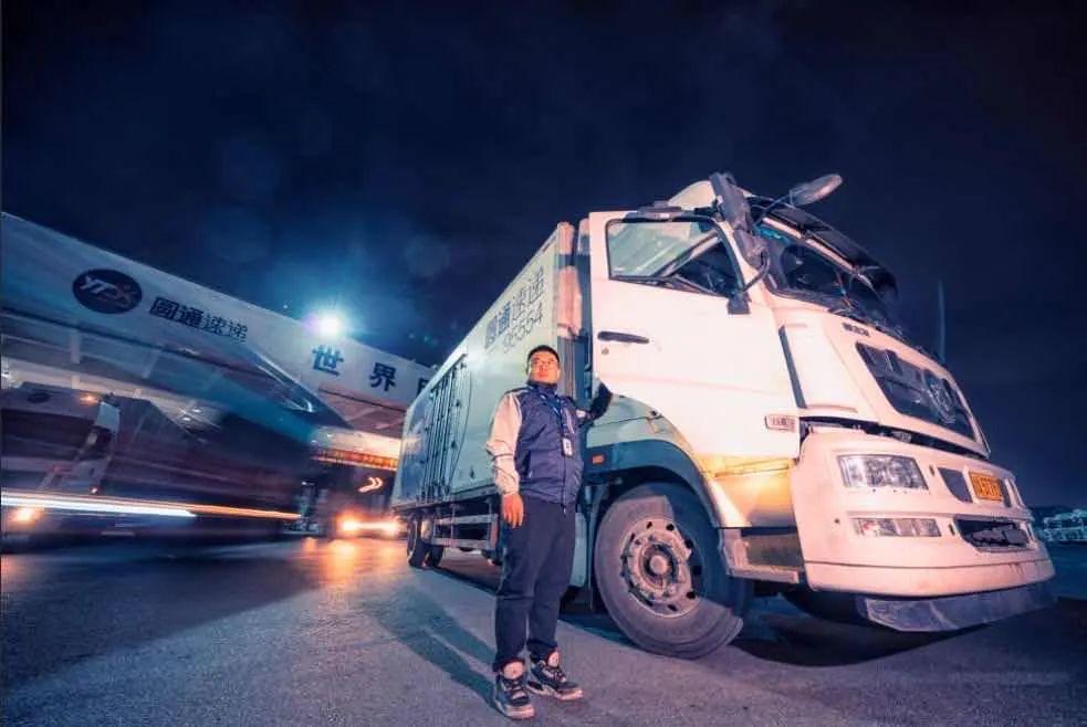 梦见死去的亲人复活预示什么？心理学拆解3大真相与转运法则