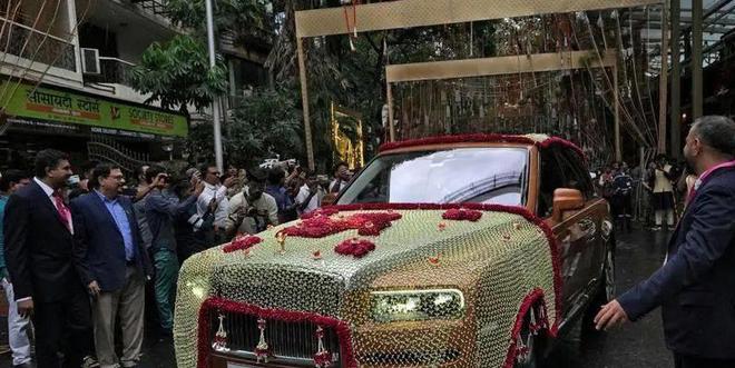 印度首富儿子婚礼_亚洲首富儿子印度奢华婚礼_印度总理出席婚礼