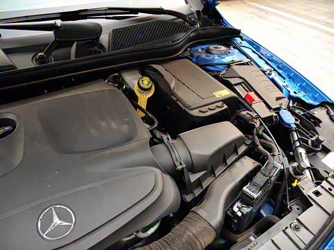 奔驰gla机油用什么型号？gla200机油型号详解