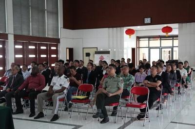 在刚果金打拼的华人,为什么总在凌晨三点刷手机? 在刚果金打拼的华人,为什么总在凌晨三点刷手机?