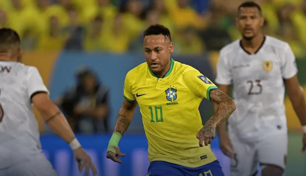 猫咪直播破解版真的能无限刷礼物吗？