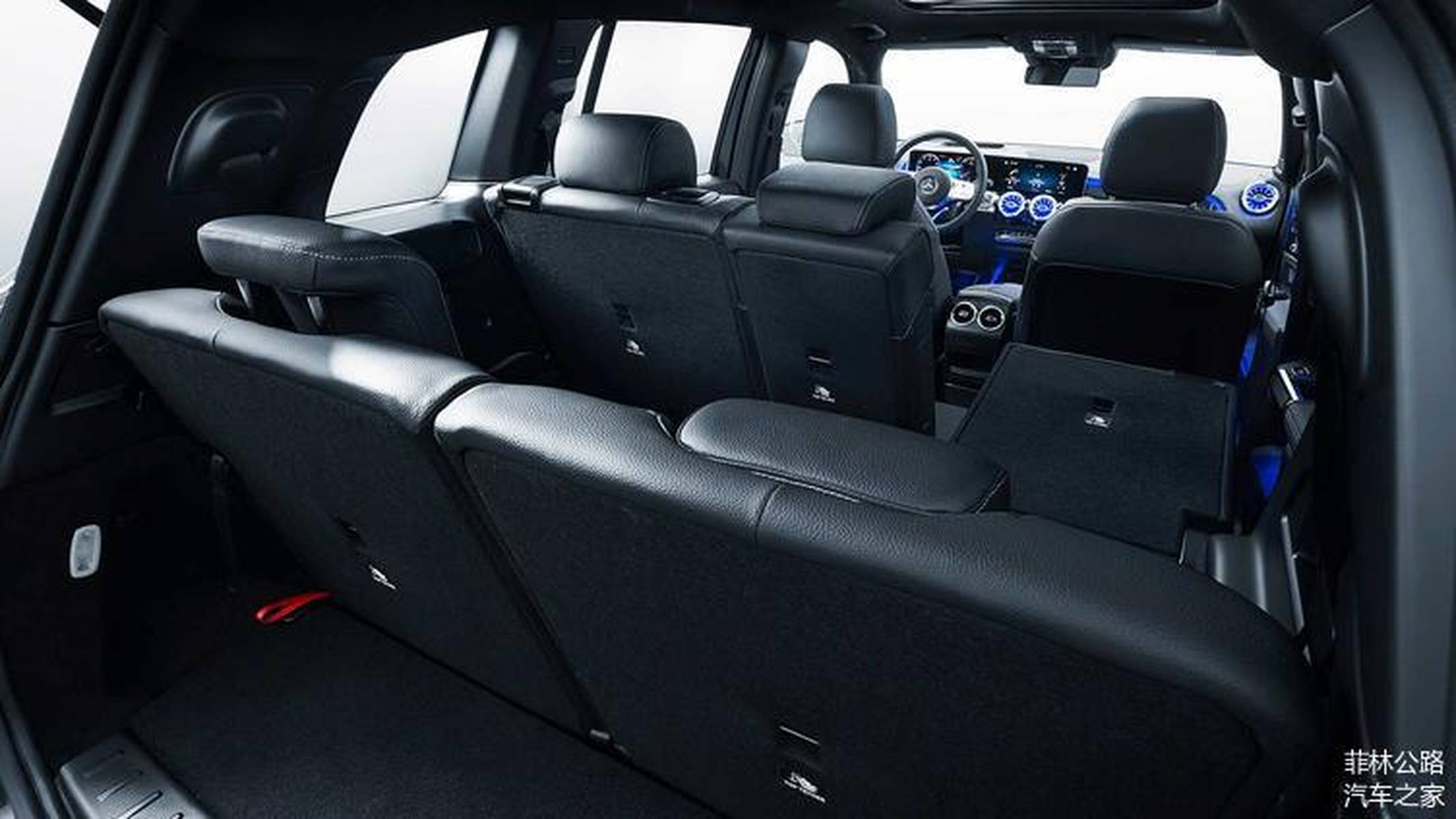 奔驰glb尺寸详解｜7座空间实测与选购指南