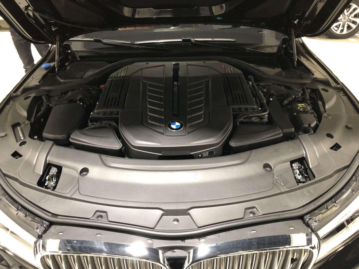 760宝马真的是西装暴徒吗？