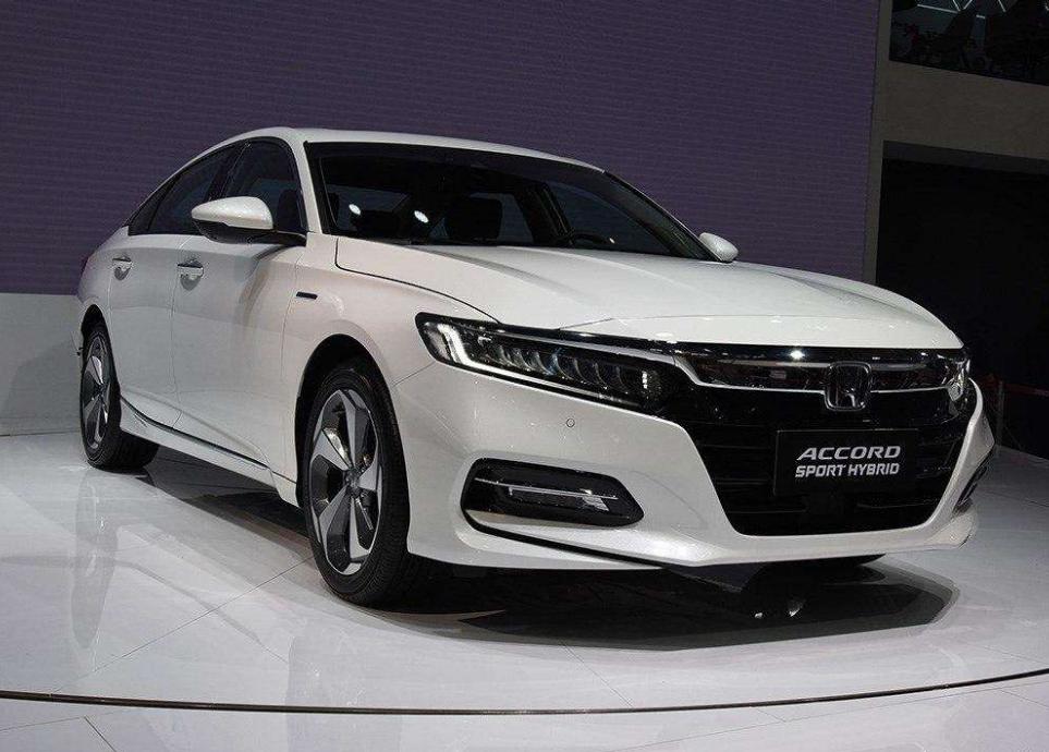 凯美瑞油耗表现深度解析，车主必看的省油秘籍，真实数据对比揭秘