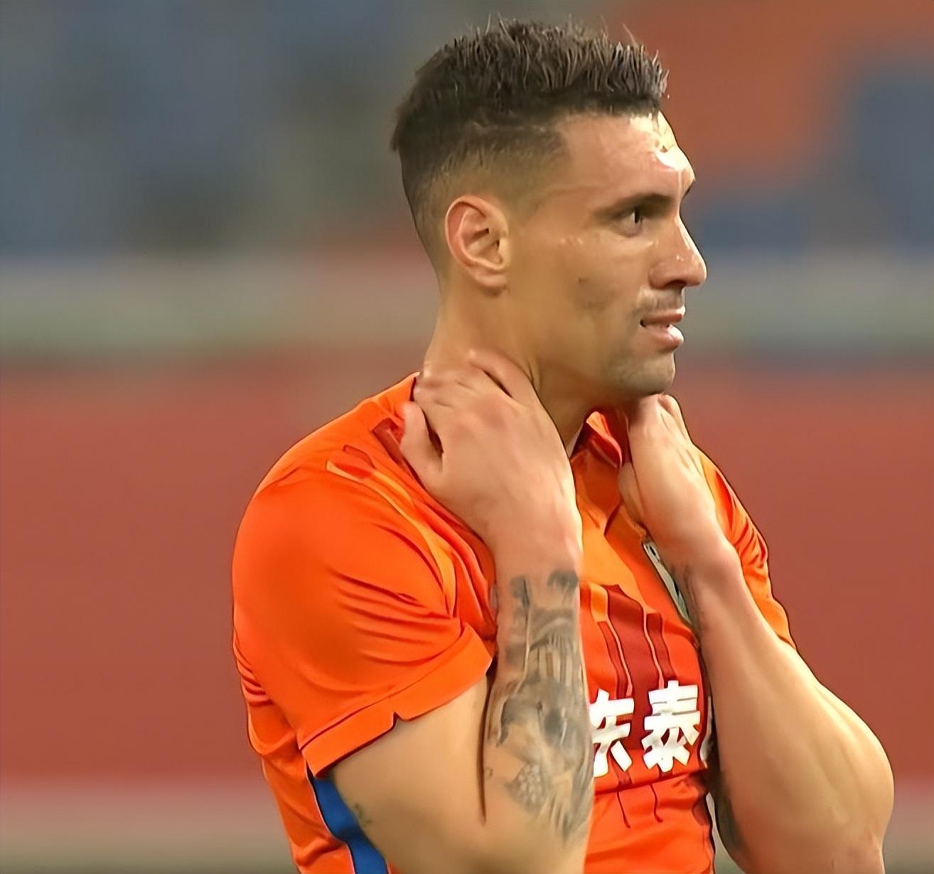 泰山队高层为何突然回应郝伟传闻？