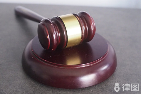 法院起诉会按照什么标准收费