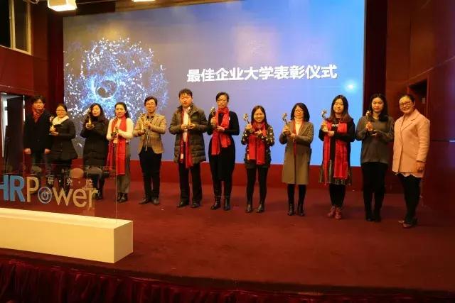 新手如何在嘉年华论坛三天涨粉五千？