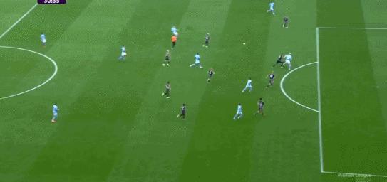 哈兰德帽子戏法为什么总能轻松破门? 哈兰德帽子戏法为什么总能轻松破门?