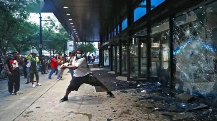 华人论坛198到底该怎么玩？新手必看攻略！